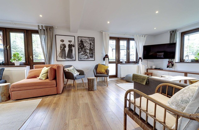 Wonderful private villa for 20 people with WIFI, TV, patio and panoramic view