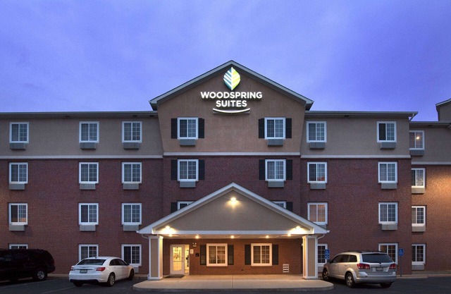 WoodSpring Suites St. Louis Arnold
