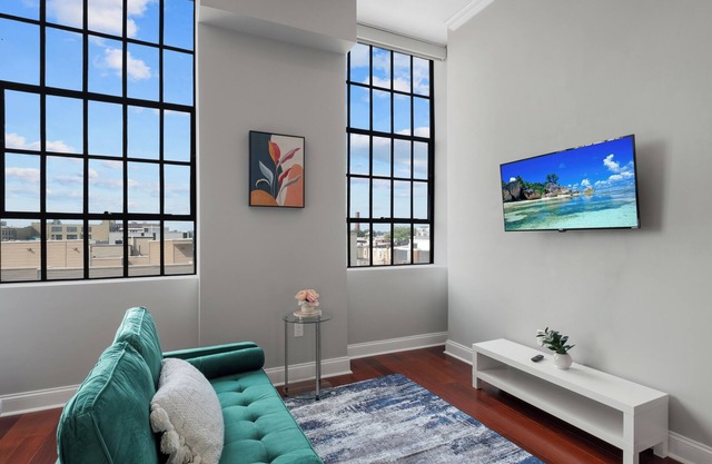 XL Studio - Grand Studio w/Private Gym