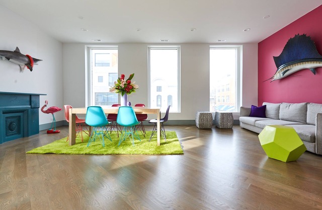 Your Chicago Tropical Oasis in the Heart of Wicker Park!