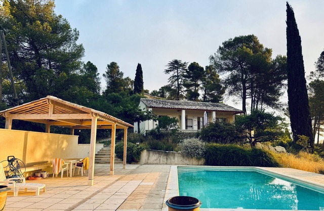 Your retreat in Languedoc – sun, pool & French flair