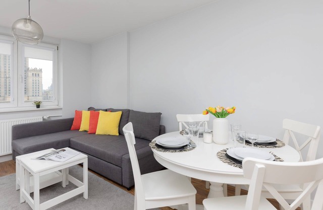 Złota 11 | Comfortable Apartment | Balcony