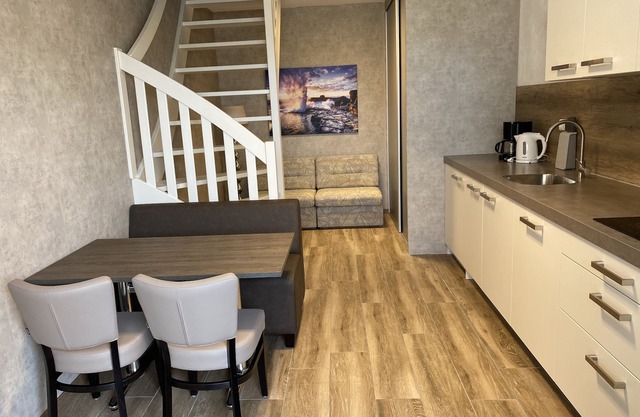 Zoutelande, nah am Strand und neu