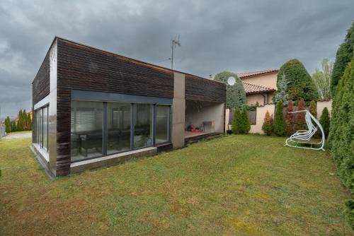 Novy Saldorf-Sedlesovice Villa | Šaldorfská vila u vinařských sklepů - 8 osob