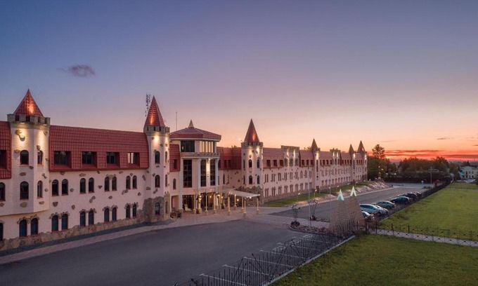 Pushkinsky District Apartment | Апартаменты Форт Колесник