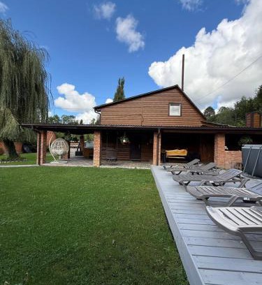 Mizhhirya House | Будинок з лазнею