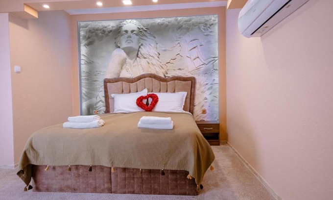 Opaka Hotel | Плувен комплекс Фъц