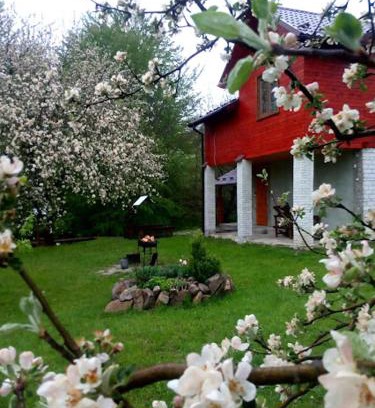 Oriv House | Садиба над потічком