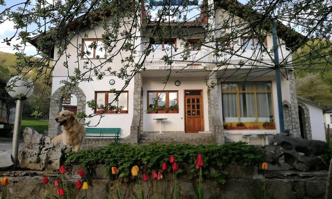 Ribaritsa Bed & Breakfast | Самостоятелни стаи в къща за гости Балкан