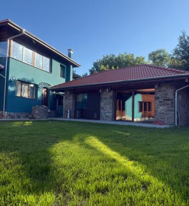 Debnevo House | Синята къща La casa Blu