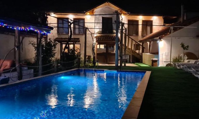 Hisarja House | стаи за гости Никол