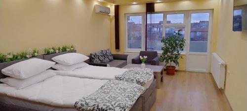 Yambol Apartment | Студиа за гости СЛАВЯНИ