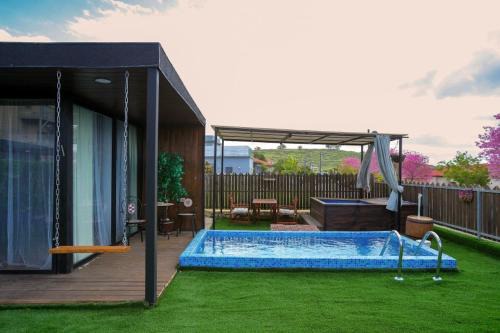 Had Nes Cabin | אחוזת קאלו - בריכה פרטית