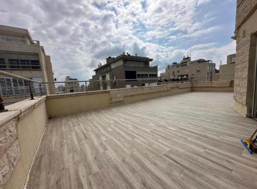 Netanya Apartment | ברוך רם על הים