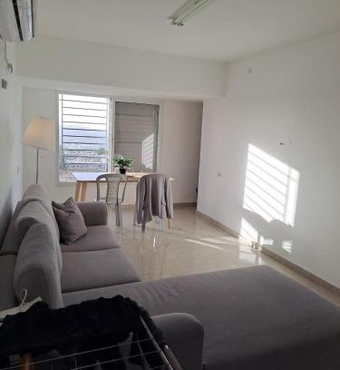 Mateh Yehuda Apartment | דירה מרווחת ומוארת בבית שמש עם נוף מהמם!