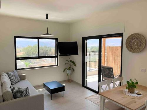 Gonen Apartment | נוף עמק החולה דירה חדשה