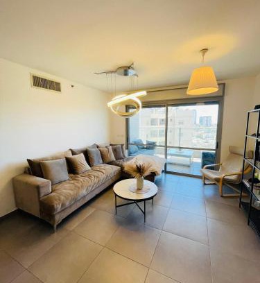 Netanya Apartment | סאבלט בקומה גבוהה עם נוף מטריף לים בעיר נתניה