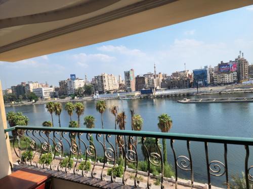 Mansoura Apartment | أطلالة النيل apartment