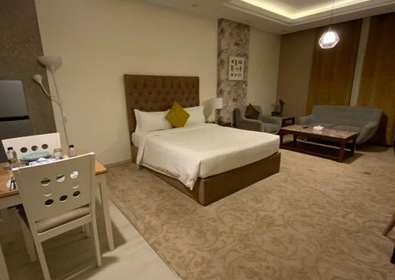 Al-Rawdah Apartment | اسكان الربيع استديو