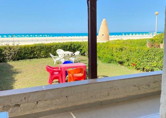 Marina El Alamein Ski Chalet | اول صف على البحر مارينا العلمين الساحل الشمالي 0إ