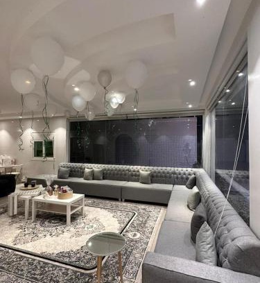 Unaizah House | شاليه وردة الدرة