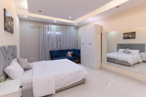 Al Kura Apartment | شقة الصواري الفاخرة