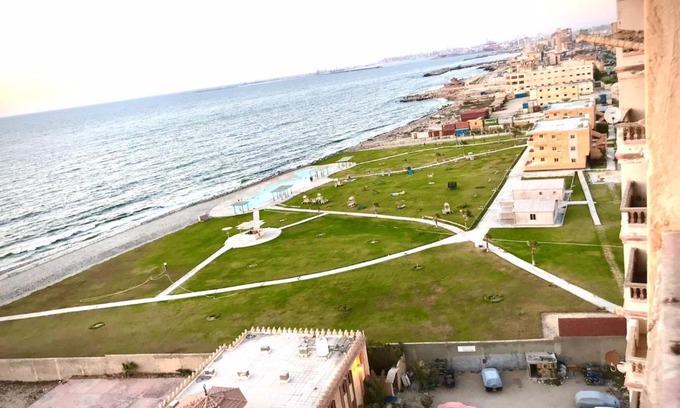 Ad-Dukhaylah Apartment | شقه عائليه عَلِي البحر مباشرة