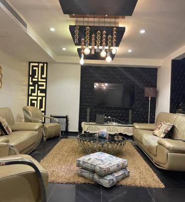 Pyramids Gardens Apartment | فيلا دوبلكس بمدخل خاص