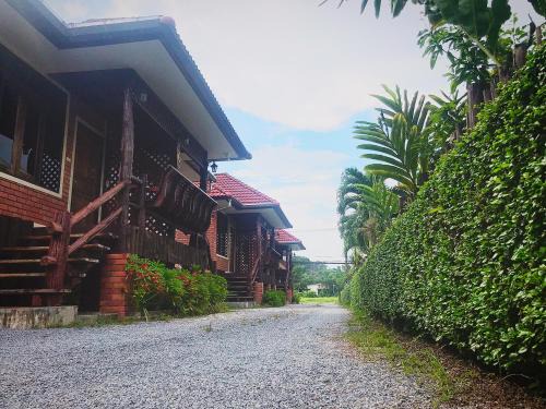 Takua Pa Hotel | บ้านต้นรักษ์ BanTonRuk Takuapa