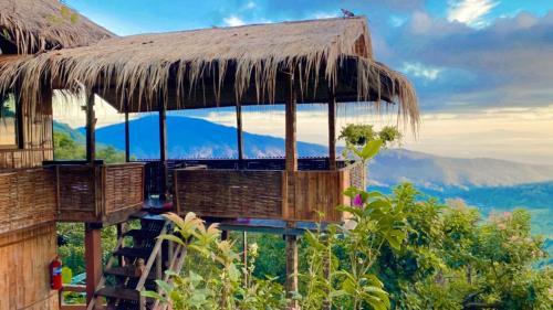 Mae Rim House | ระเบียงม้ง