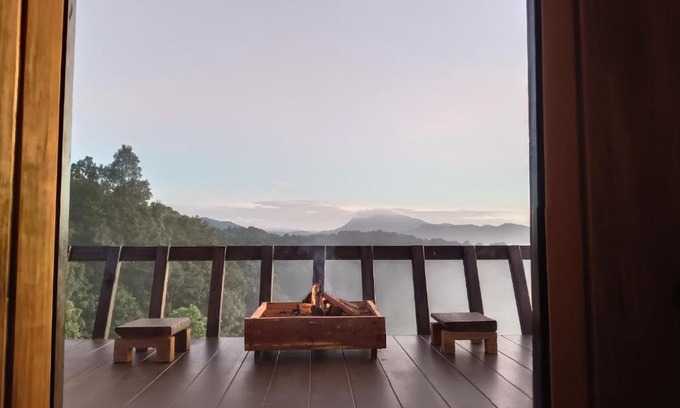 Mok Cham Pae House | ไร่นิธิสุนทร nithisoonthon farmstay
