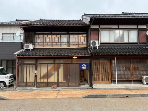 Imizu House | なごらーれ放生津屋