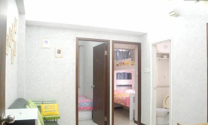 Jordan Apartment | 地铁口一分钟 清简公寓2房1厅住5-7人