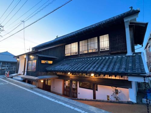 Yoshinogawa House | 坂東商店guest room藍染めと宿