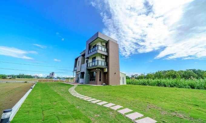 Xincheng Bed & Breakfast | 太魯閣豐生活海館包棟民宿 T-aroko Fengst-ay Ocean Villa-根據訂房人數提供相對的房間數量 Provide different number of rooms according to the number of people in the reservation