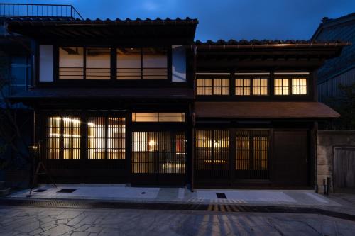 Kanayamachi House | 民家ホテル「金ノ三寸」(かねのさんずん）