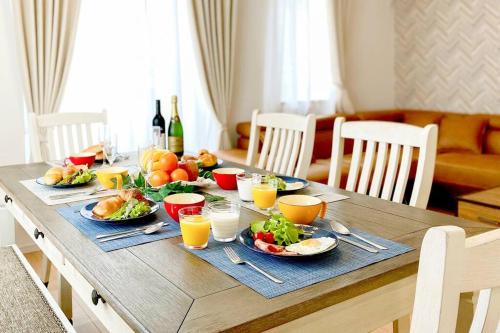 Chatan House | 海まで3分!アメリカンビレッジまで5分 最大8名 Moana