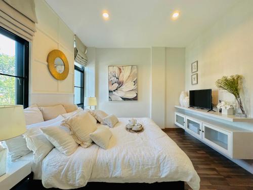 Tha Sala Villa | 清迈二环精装修温馨四卧三卫学区房别墅wifi院子停车位