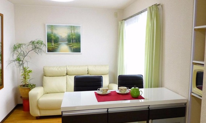 Daito Apartment | 緑に囲まれて滞在 大阪市内に近い部屋