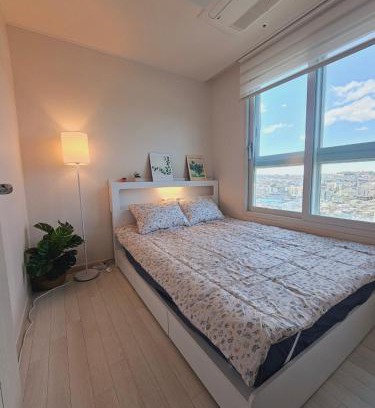 Hwagok-dong Apartment | 김포공항 강서구청 감성 뷰 하우스