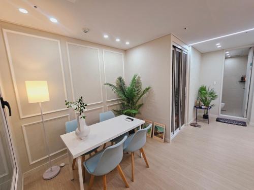 Hwagok-dong Villa | 서울 더블역세권 감성 하우스