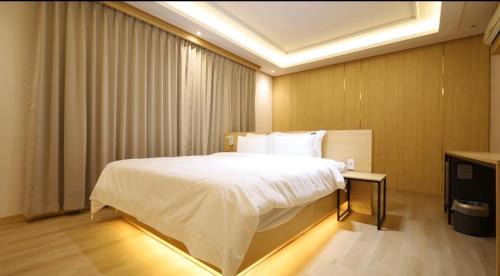 Mokpo Hotel | 파미유호텔