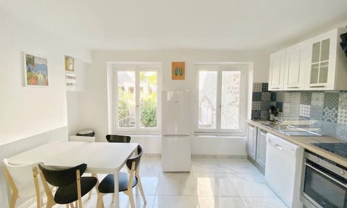 Cret de Roc Apartment | 022 CHIC & COSY GRAND APPART DUPLEX 92m2 JARDIN WIFI SMART TV NETFLIX