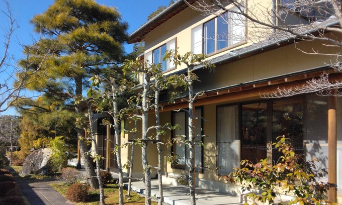 Iida House | 1回一組限定、9人位迄、家族・グループに最適、BBQ可能、とても広い利用スペース3LDK+、南信州の日本の田舎の原風景