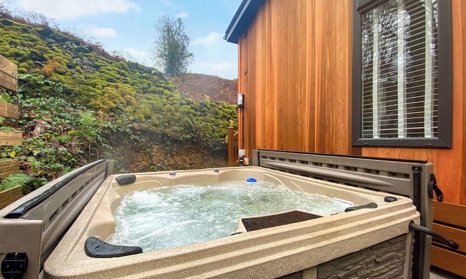 Broughton Mills Ski Chalet | 1 bedroom accommodation in Water Yeat, Nr Coniston