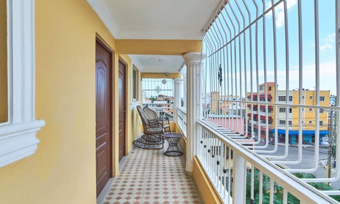 Tropical del Este Apartment | 1 Bedroom Apartment Balcony in Corales del Sur