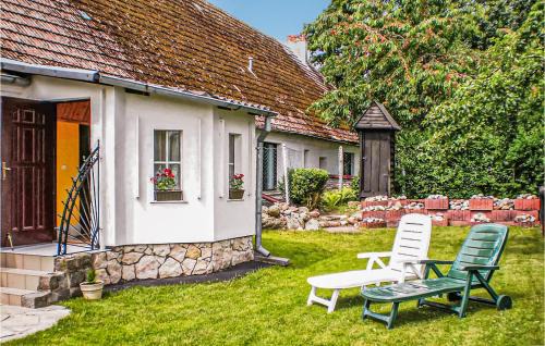 Objazda Apartment | 1 Bedroom Awesome Apartment In Retowo 4