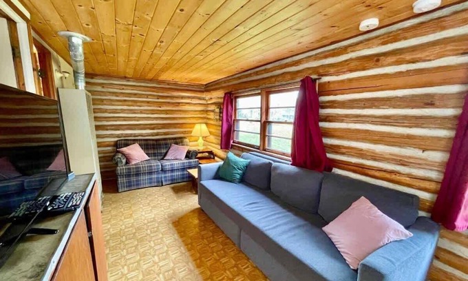 Rosedale Cabin | 1-Bedroom Balsam Lake Cottage #9