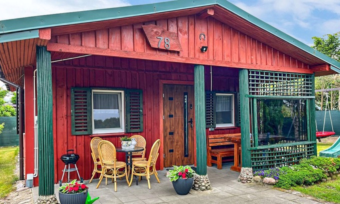 gmina Bedzino House | 1 bedroom gorgeous home in Mscice