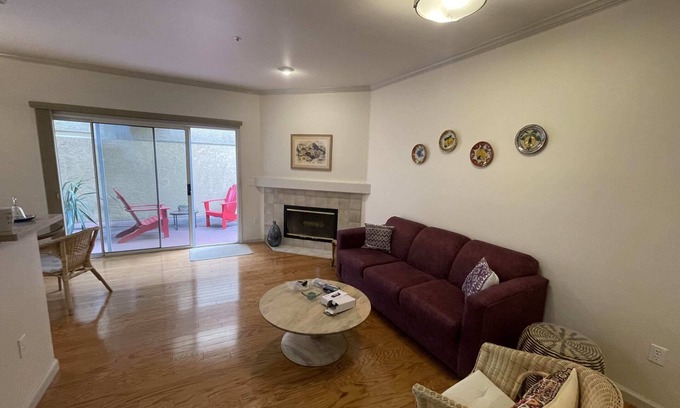 Evergreen Park Apartment | 1 Bedroom & Office, Near Caltrain and Stanford